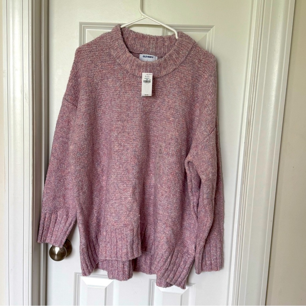 Women’s pink Old Navy sweater in Large